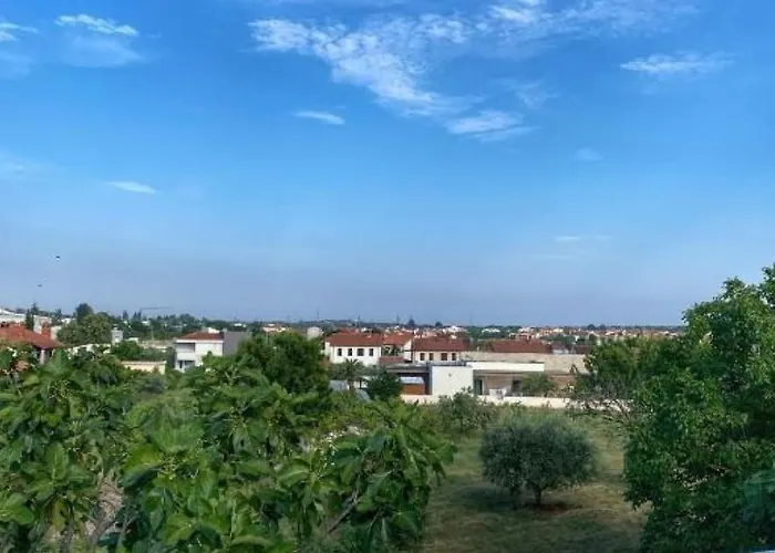 Jozephine 1 By Guide Apartman *