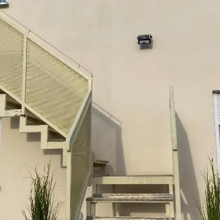 Jozephine 1 By Guide * 普拉